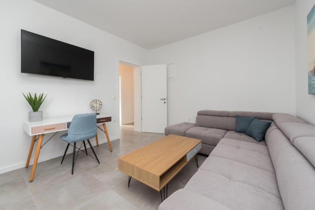 More Exclusive Villas And Spa 비르 외부 사진